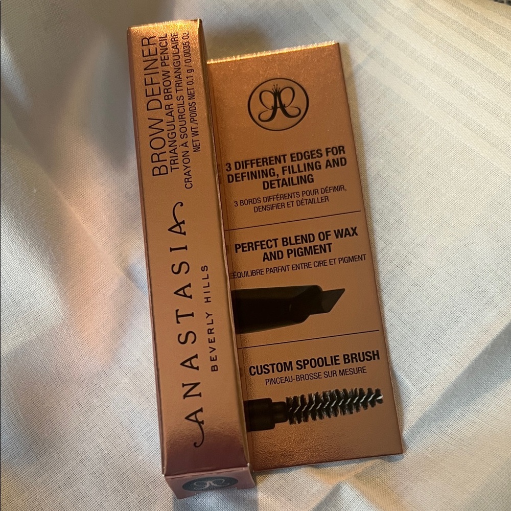 ⚜️Anastasia Beverly Hills Brow Definer .0035oz